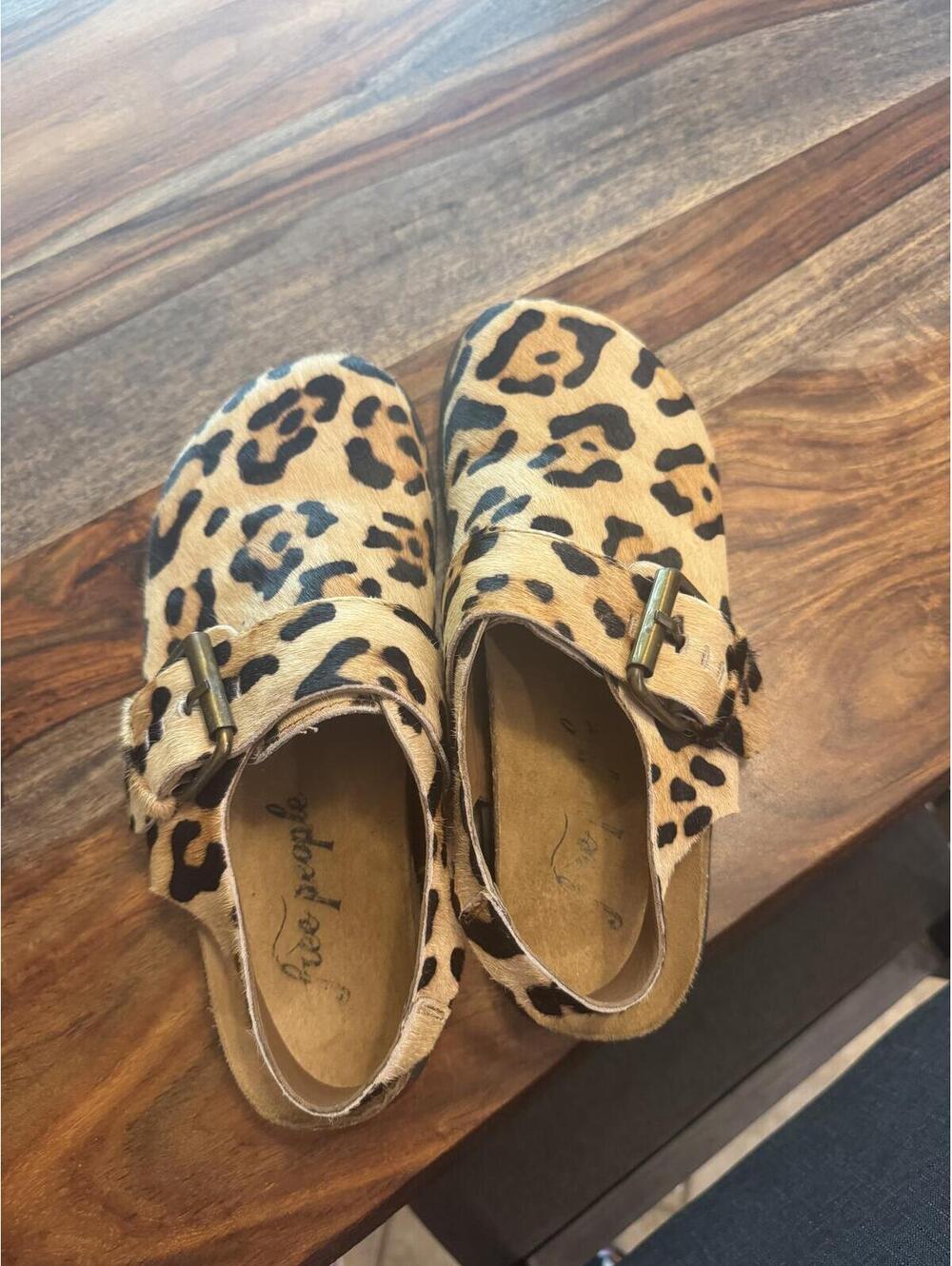Free People Leopard Print Slingback Clog Mules - Picture 7 of 8